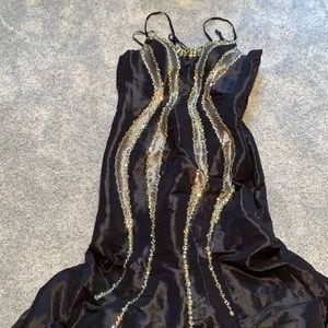 Black dress strapless 🖤 comes with vest